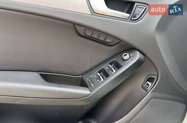 Седан Audi A4 2012 в 