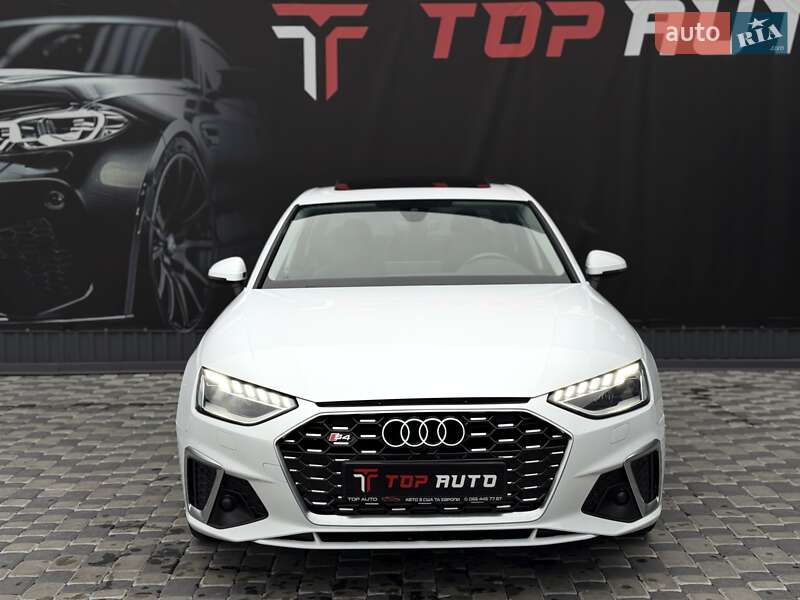 Седан Audi A4 2021 в Львові