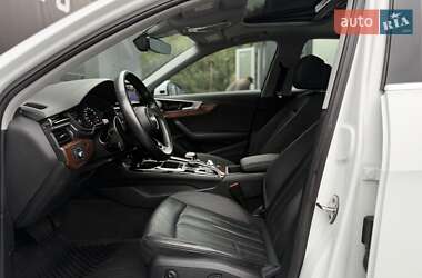 Седан Audi A4 2021 в 