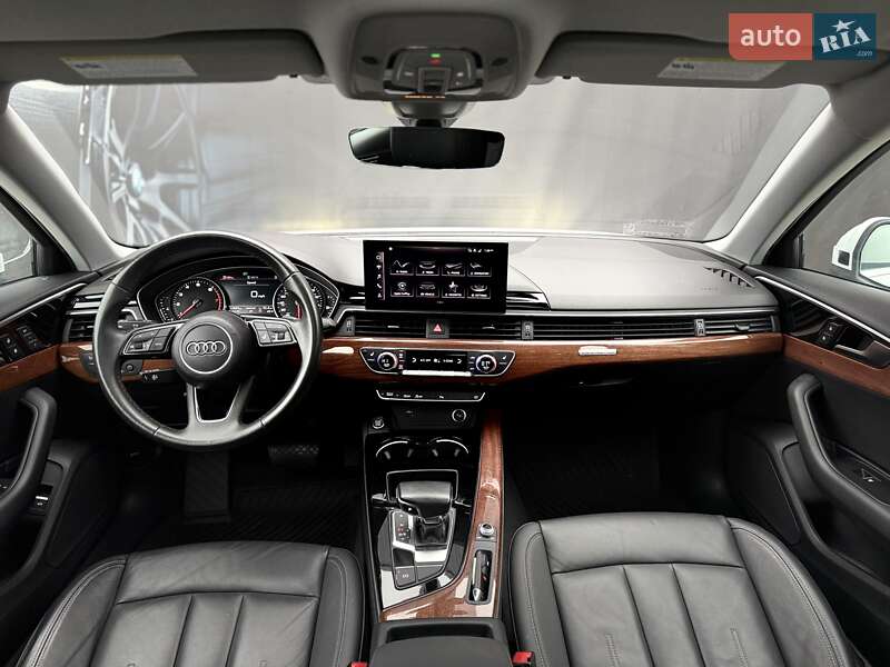Седан Audi A4 2021 в Львові