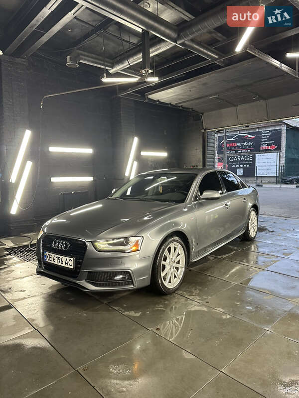 Седан Audi A4 2015 в Києві