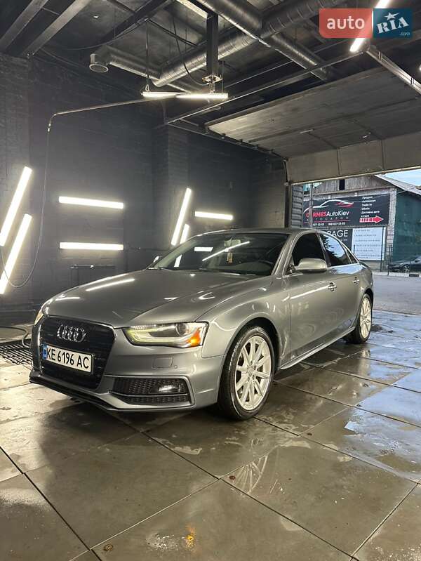 Седан Audi A4 2015 в Києві