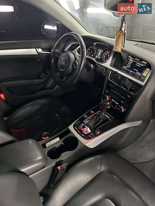 Седан Audi A4 2015 в Києві