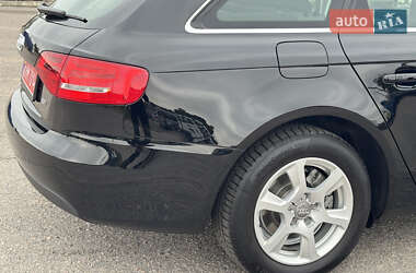 Універсал Audi A4 2010 в 