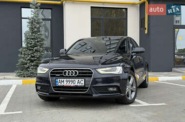 Седан Audi A4 2014 в Києві