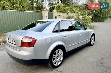 Седан Audi A4 2001 в 