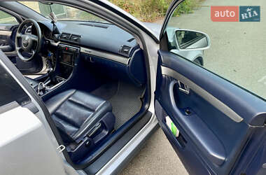 Седан Audi A4 2001 в 