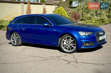 Универсал Audi A4 2016 в 