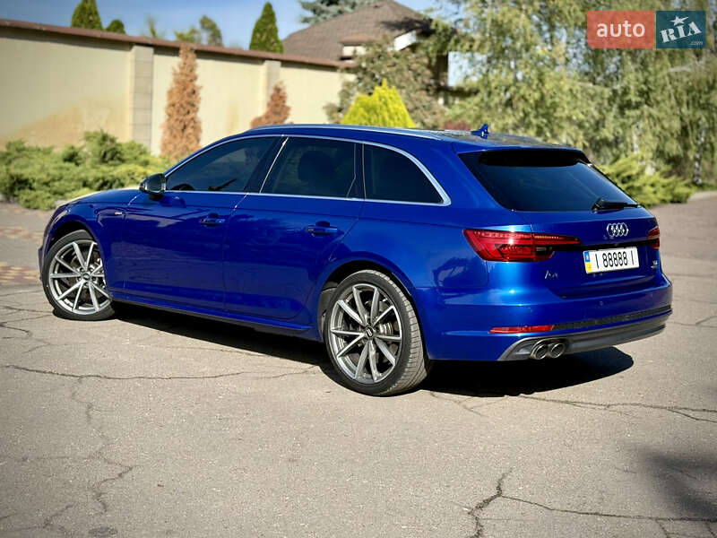 Универсал Audi A4 2016 в Днепре
