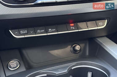 Универсал Audi A4 2016 в 