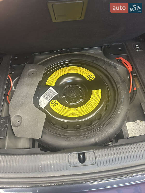 Седан Audi A4 2017 в Киеве