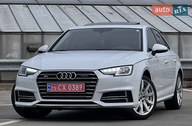 Седан Audi A4 2017 в 