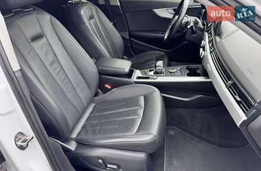 Седан Audi A4 2017 в 