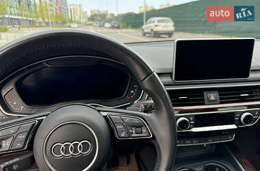 Седан Audi A4 2018 в 