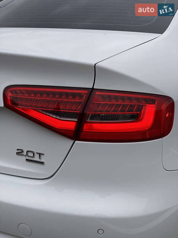 Седан Audi A4 2013 в Києві