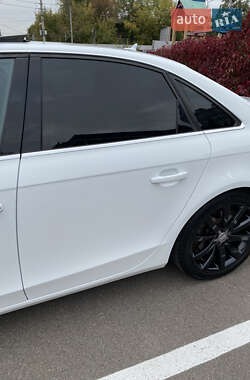 Седан Audi A4 2013 в 