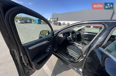 Седан Audi A4 2012 в 