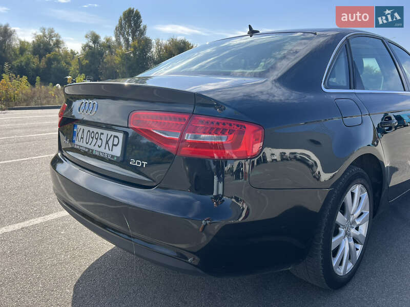 Седан Audi A4 2012 в Ирпене
