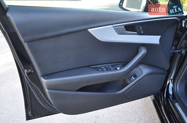 Седан Audi A4 2017 в 