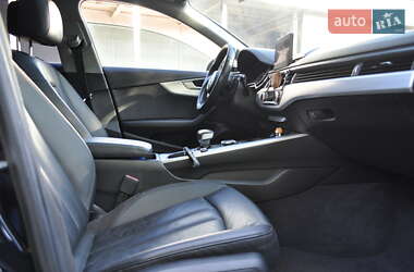 Седан Audi A4 2017 в 