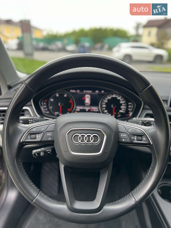 Универсал Audi A4 2018 в Киеве