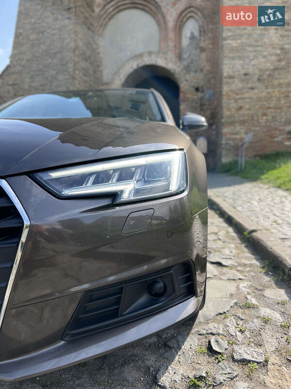 Универсал Audi A4 2018 в Киеве