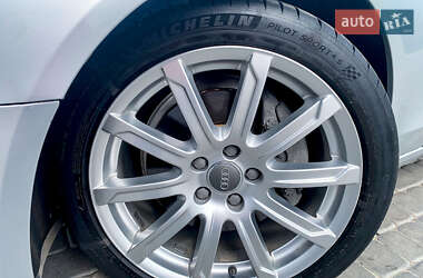 Седан Audi A4 2010 в 