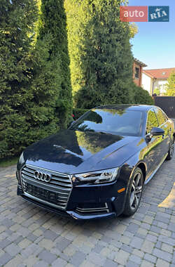 Седан Audi A4 2018 в 