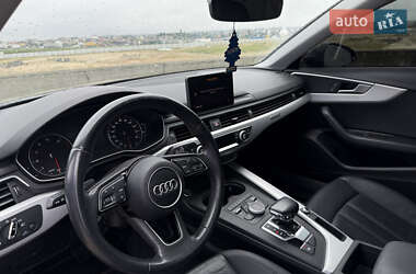 Седан Audi A4 2017 в 