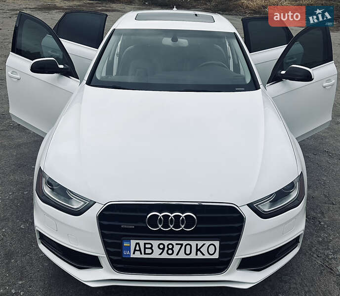 Седан Audi A4 2014 в Тростянце