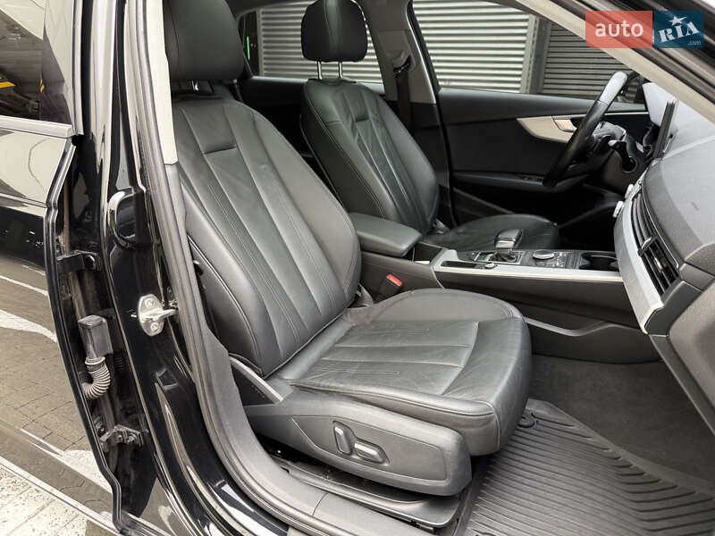 Седан Audi A4 2017 в Киеве