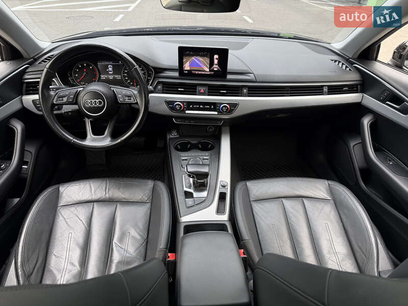 Седан Audi A4 2017 в Киеве
