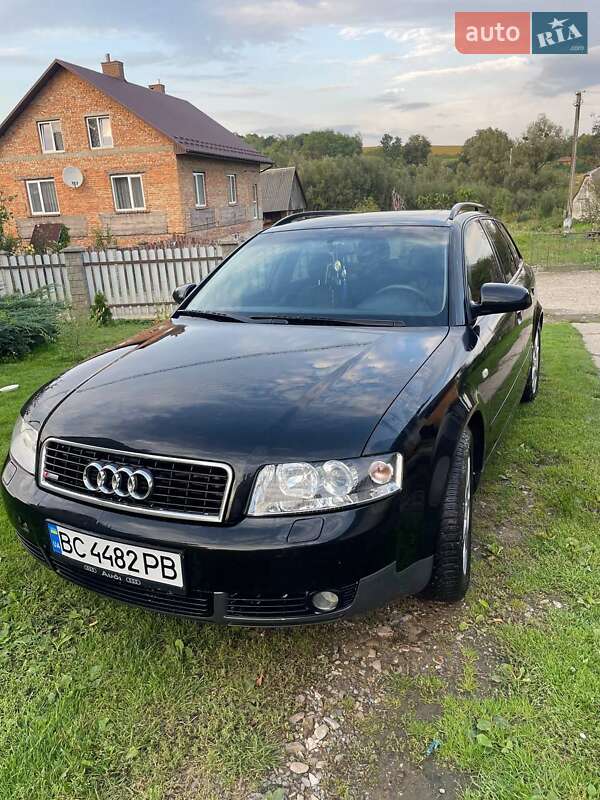 Универсал Audi A4 2002 в 
