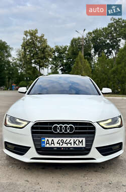 Седан Audi A4 2015 в 