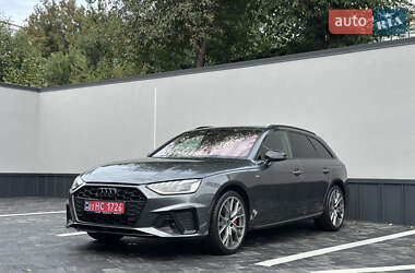 Универсал Audi A4 2022 в 