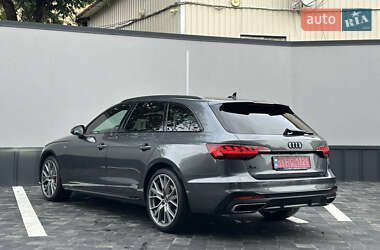 Универсал Audi A4 2022 в 