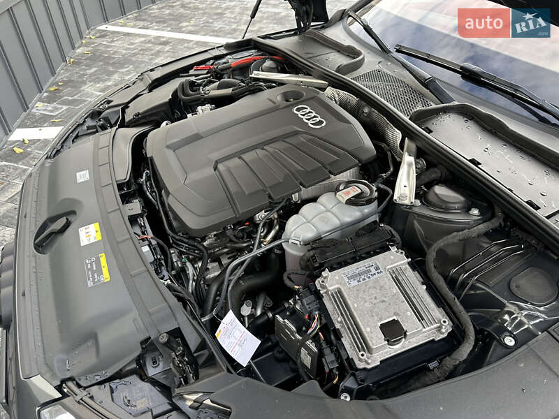 Универсал Audi A4 2022 в Ровно