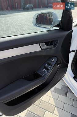 Седан Audi A4 2013 в 