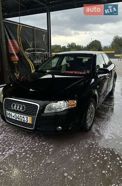 Седан Audi A4 2006 в Липовце