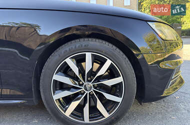 Седан Audi A4 2018 в 