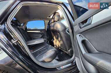 Седан Audi A4 2012 в 