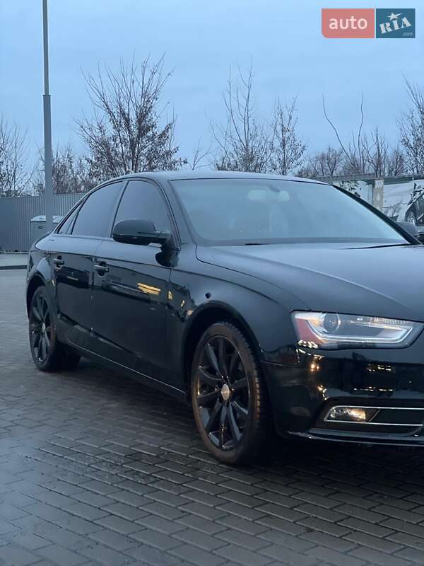 Audi A4 2012