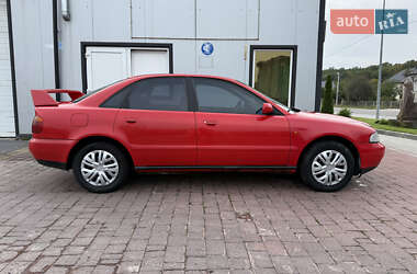 Седан Audi A4 1995 в 
