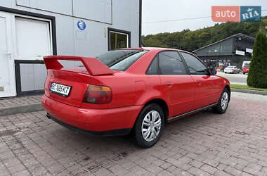 Седан Audi A4 1995 в 