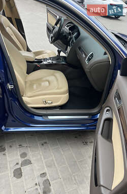 Седан Audi A4 2013 в 