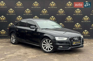 Седан Audi A4 2014 в Киеве