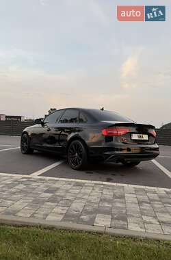 Седан Audi A4 2012 в 