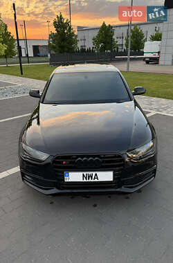 Седан Audi A4 2012 в 