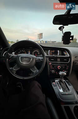 Седан Audi A4 2012 в 