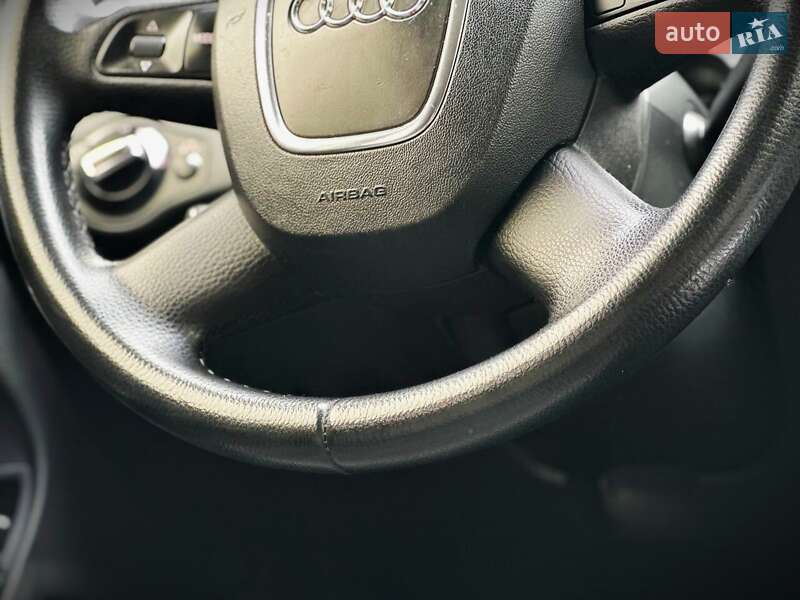 Седан Audi A4 2008 в Киеве